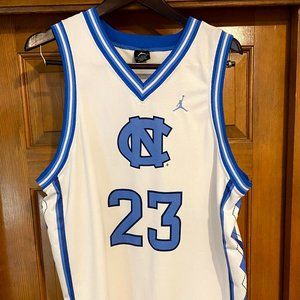 Michael Jordan UNC Retro Jersey Size Large